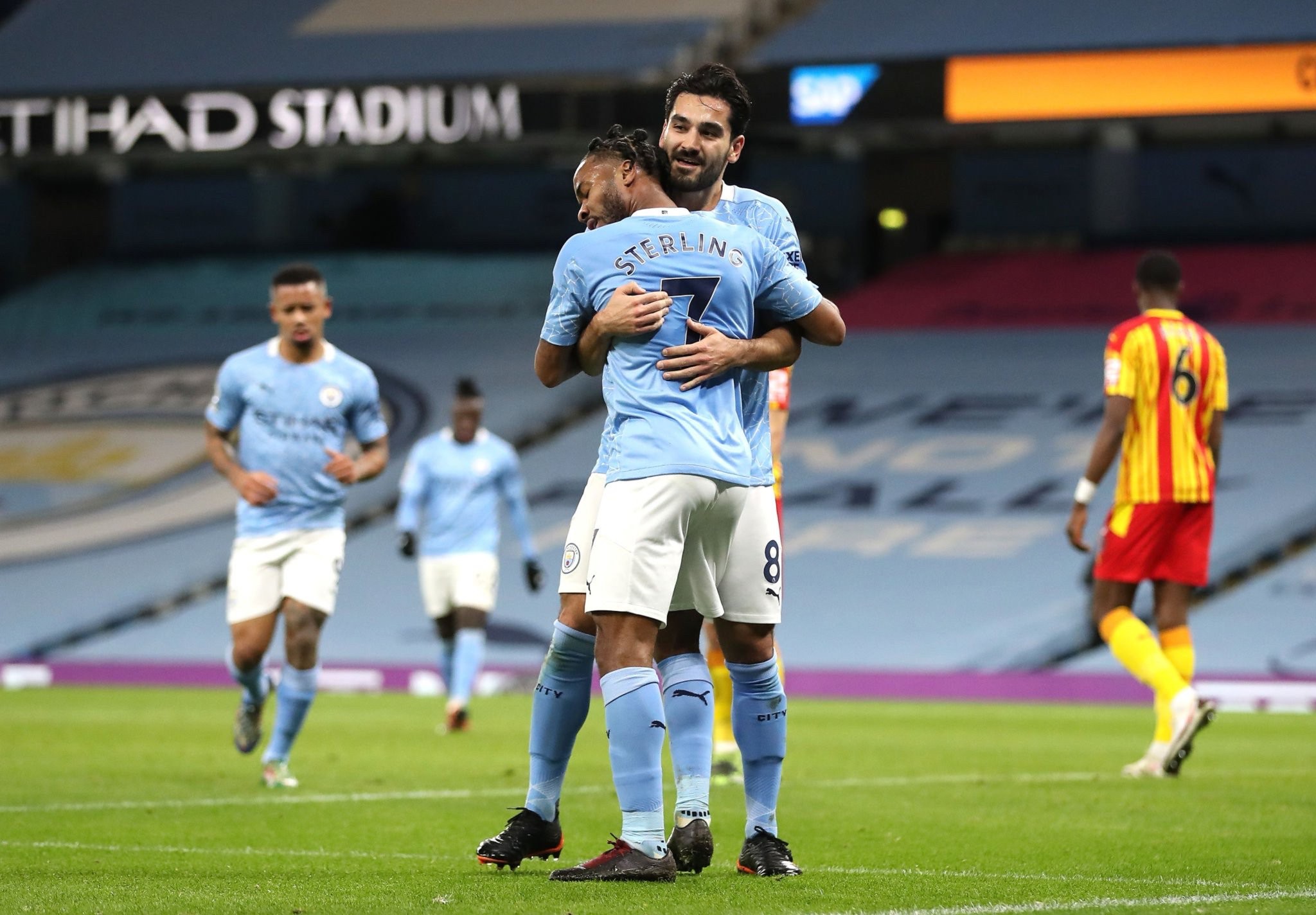 通过结合球 通过结合球